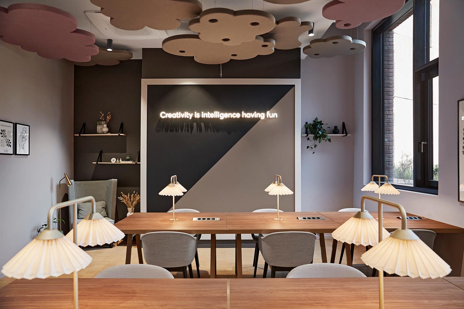 The Psychology of Productivity: Designing Spaces to Cultivate Focus