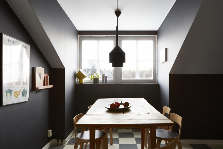 decorating on a budget interior design with black 09